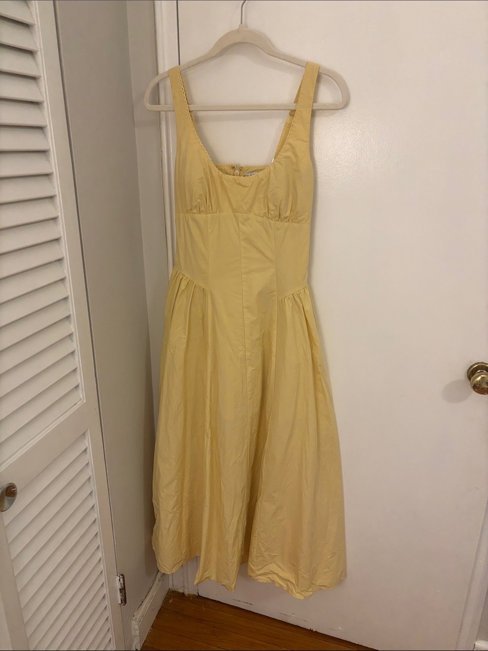 NWOT Abercrombie bra-free yellow Dylan midi dress - Picture 2 of 4